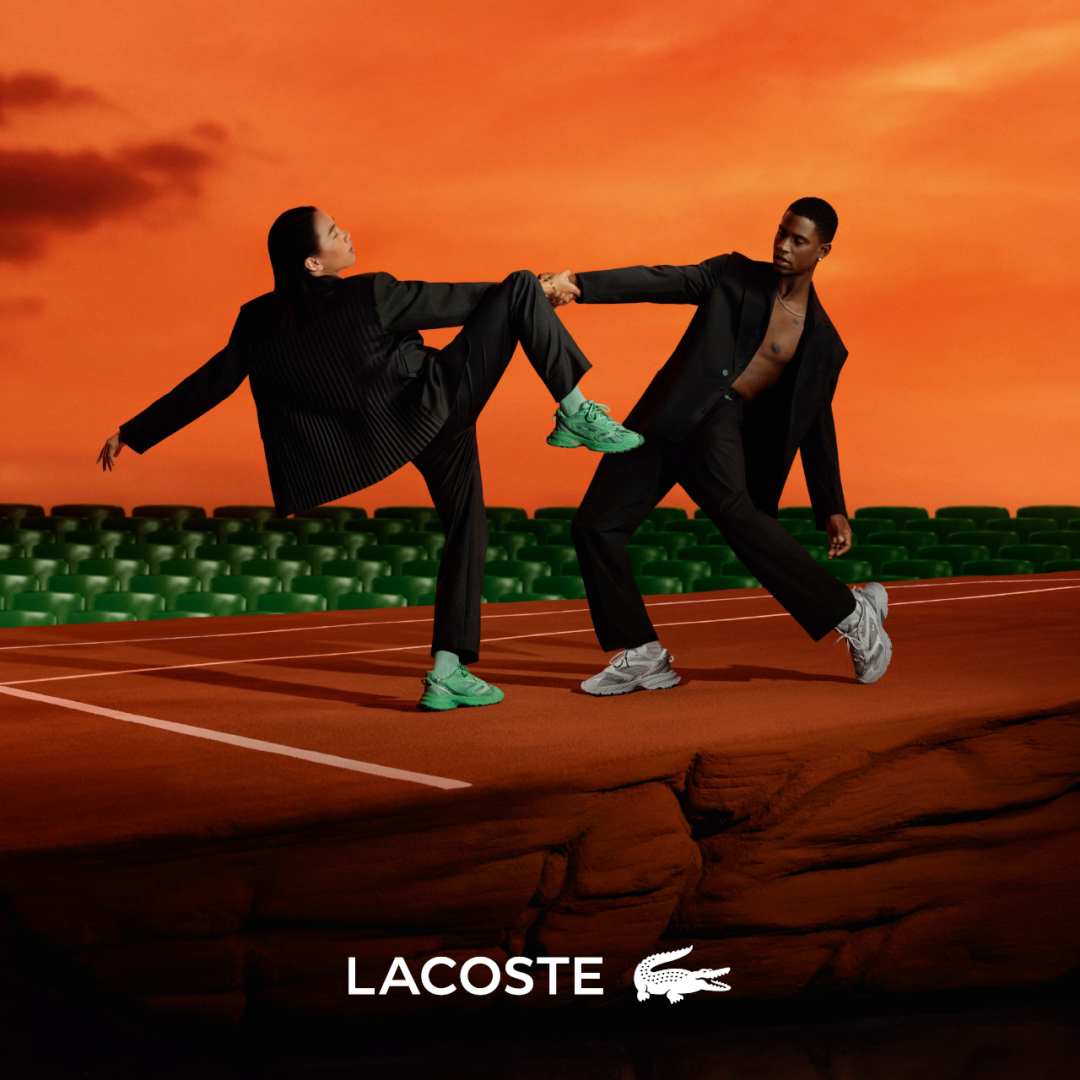Entrez dans la lumière : Découvrez la chaussure L003 Neo Shot icon
